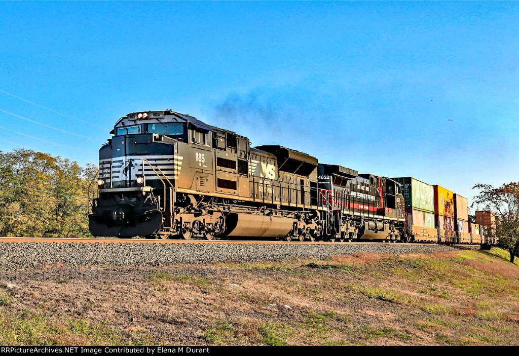 NS 1185 and NS 4822 on 21W